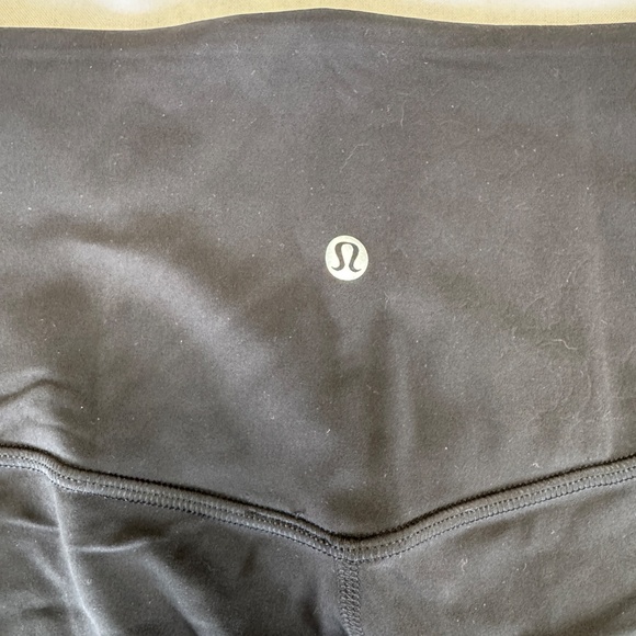 Lululemon Align High Rise Short 8" with Pockets Black Size 6 - Picture 6 of 9